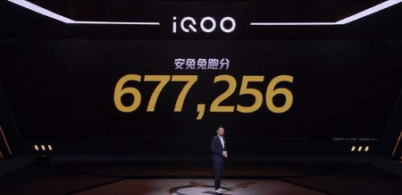 iqoo5pro和小米10至尊纪念版手机测评分析